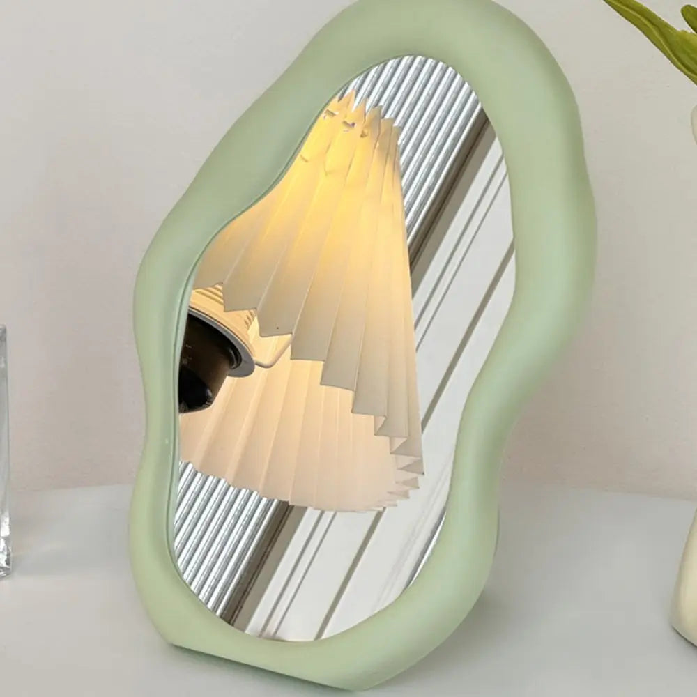 Lashelier Cloud-Shaped Cream Studio Mirror