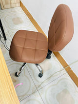 Lashelier Pro 360° Hydraulic Swivel Beauty Stool